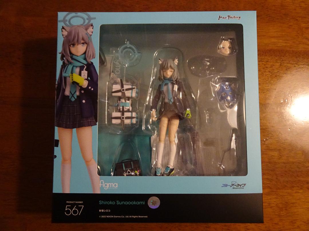 

[USED] figma Sand Wolf Shiroko Blue Archive Bonus Embarrassed Face with Closed Eyes Included