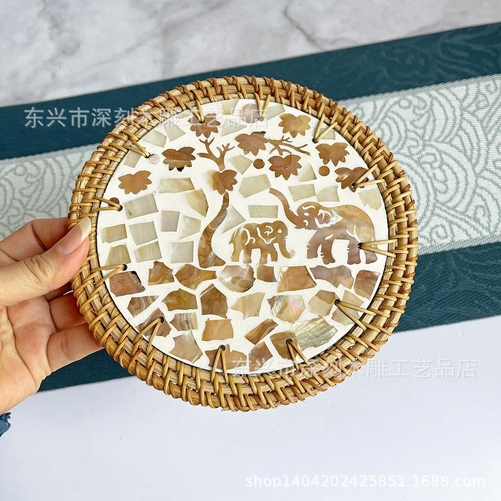 17cm Vietnamese Handwoven Rattan Mat, Round Natural Table Pad for Hot Cups, Boho Kitchen Desktop Decor