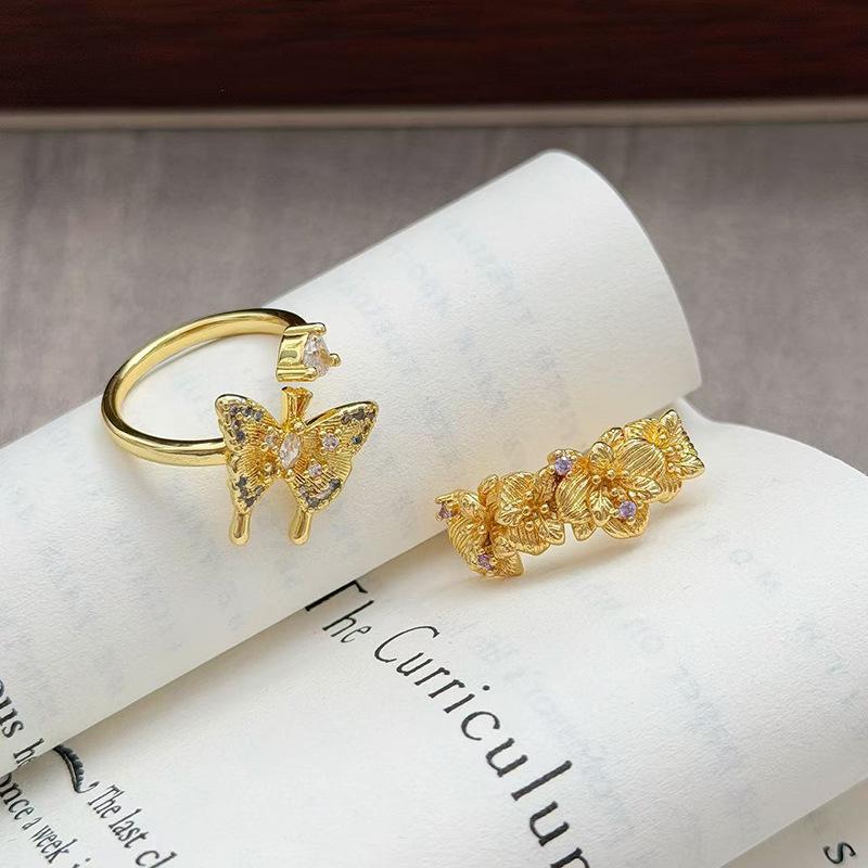 Medieval French Light Luxury Retro Court Style Open Ring Female Butterfly Flower Personalized Fashion Stacked Ring