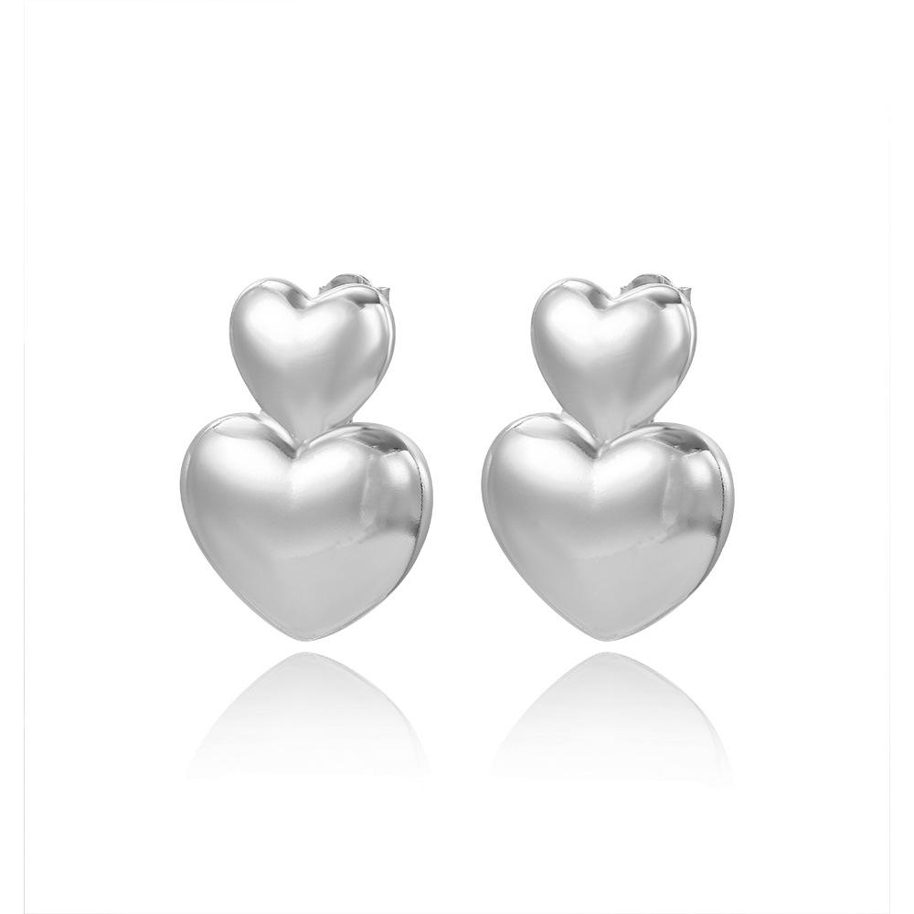 Exaggerated Heart Stud Earrings - Minimalist Style for Women