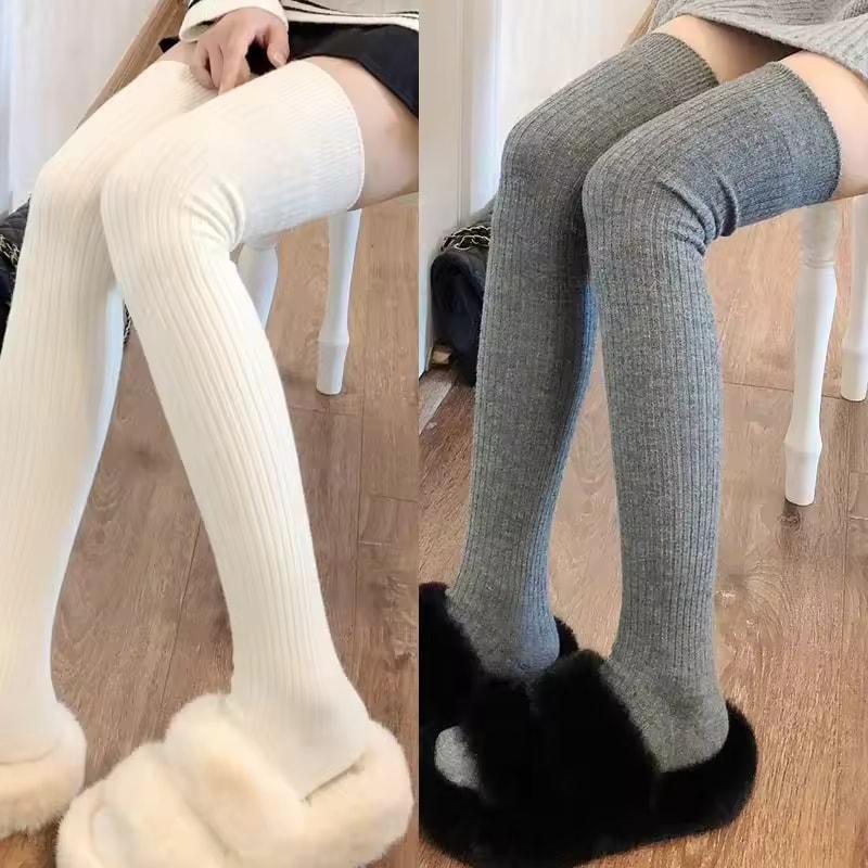 Spring Fall Knee High Stockings for Women White Vertical Stripe Long Socks Fashion Girls JK Skinny Boots Sock Japanese Style