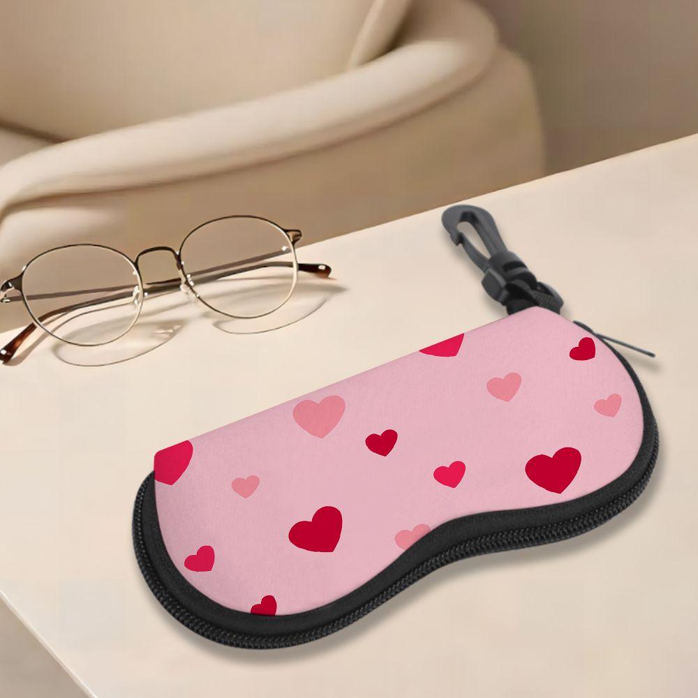 Pink Heart Pattern Soft Eyewear Pouch,Portable Sunglasses Case,Protective Glasses Bag,Lightweight Travel Accessory for Women Girls