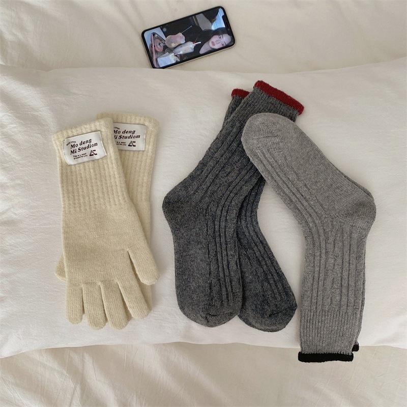 Autumn and Winter Color-blocking Socks, Women's Mid-calf Socks, Thickened Wool Socks, Warm and Retro Pile Socks