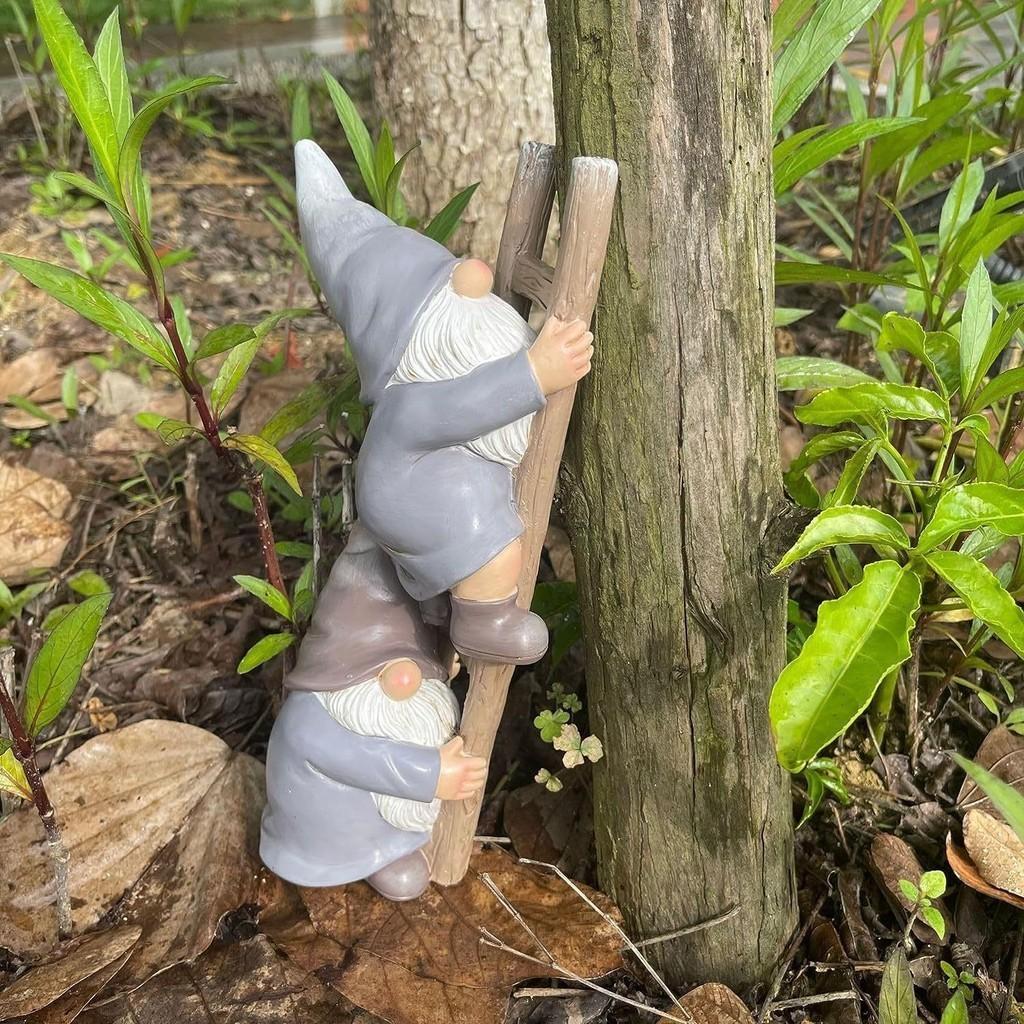 

Прекрасная смоляная фигурка гнома Белобородый гном, взбирающийся по лестнице Американский стиль декора B