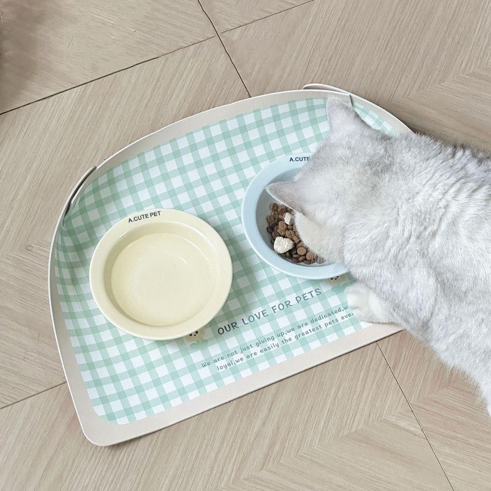 

Oil Resistant Pet Anti Spill Placemat PU Leather Pet Feeding Mat Prevent Food and Water Spills зелений