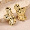 European & American Retro Irregular Leaf Earrings: Light Luxury, High-End, Fashionable Studs with Personality.
