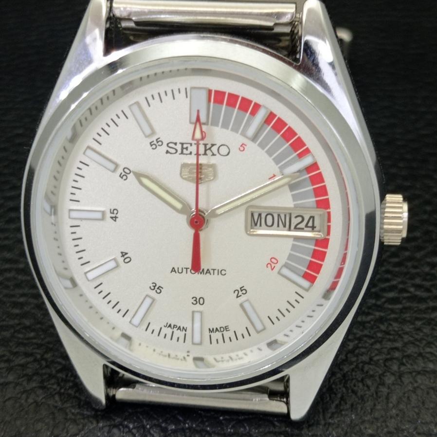 MONTRE AUTOMATIQUE VINTAGE SEIKO 5 JAPON D/D BLANCHE POUR HOMMES REMIS À NEUF 528-a277005-7