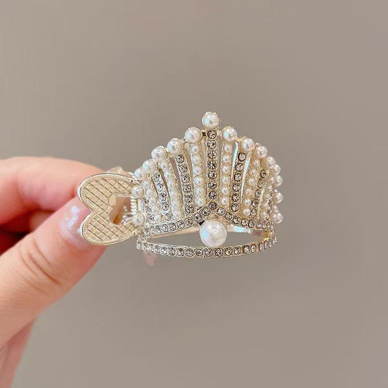 High-Grade Metal Shark Claw Clip - Irregular Style Ponytail Hair Clip for Girls