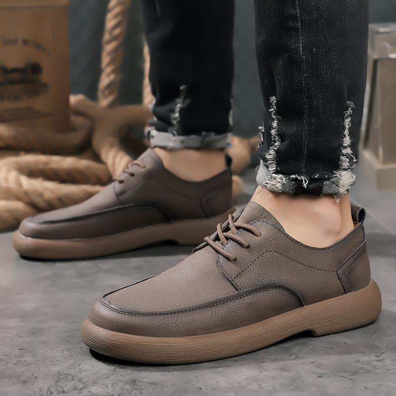 2025 Autumn New Shoes for Men Genuine Leather Casual Shoes Flat Skateboard Shoes Concise Cow Leather Lace-up Sneaker