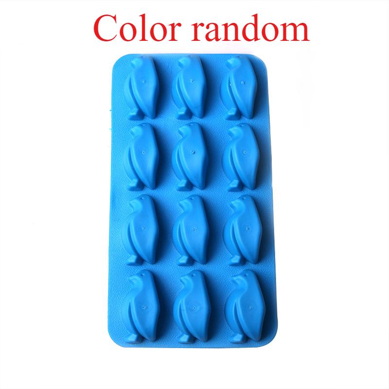 12 Grid Penguin Shape Ice Mold Silicone Household DIY Ice Cube Pastry Chocolate Baking Mould Kitchen Bakeware Decoration