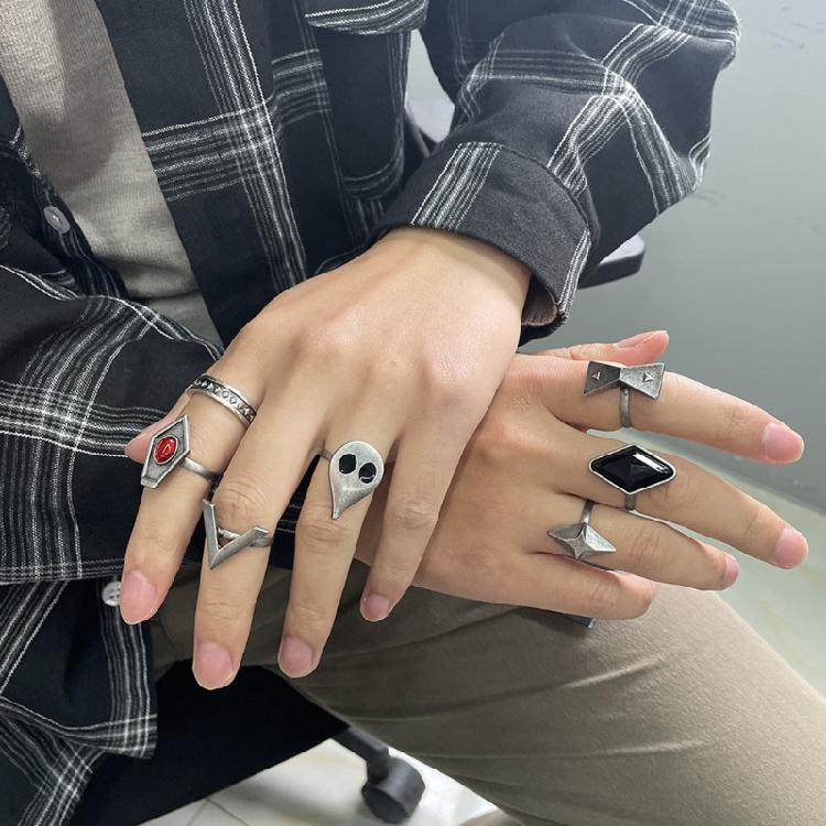 7 Stück Fingerring-Schmuckstücke Geschenk für zweidimensionale Fans Miniatur-Sammlungen