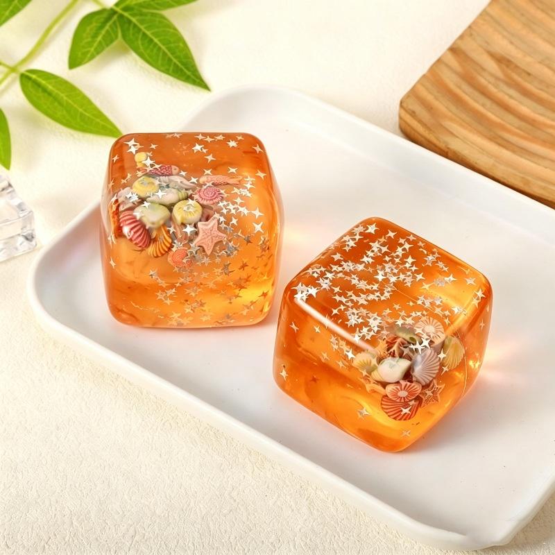 Clear Square Ocean Stress Relief Fidget Toy Glitter Sequins Seashell Inlay for Office Desk Decoration Adult Use
