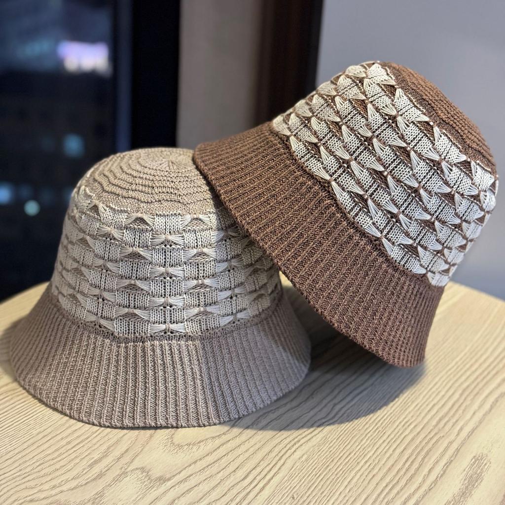 New plain hollow breathable bucket hat for women, simple and versatile for spring and summer, makes the face look smaller, foldable and trendy