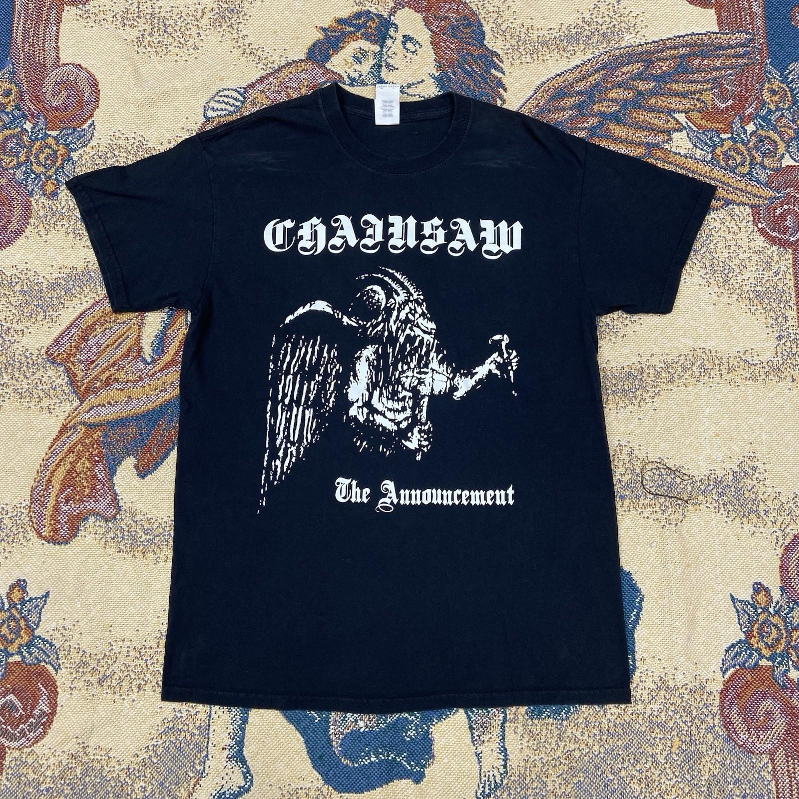 Chainsaw The Announcement Band Shirt Black Metal Rock Band Tee Size Medium Unisex T-Shirt XL