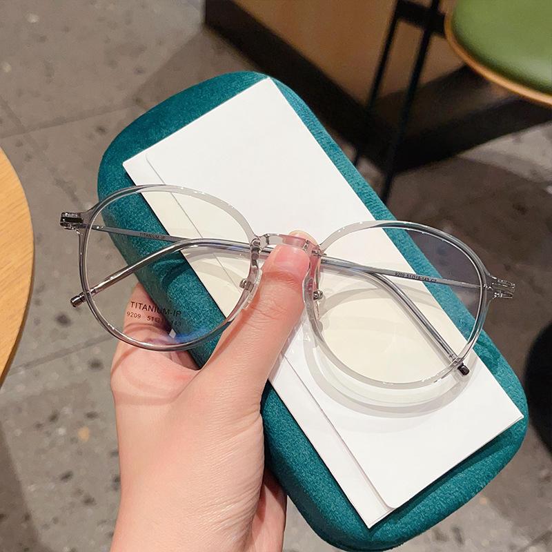 Retro Ultra-Light Titanium Tr90 Titanium Frame round Frame Glasses Frame Transparent Anti-Blue Light