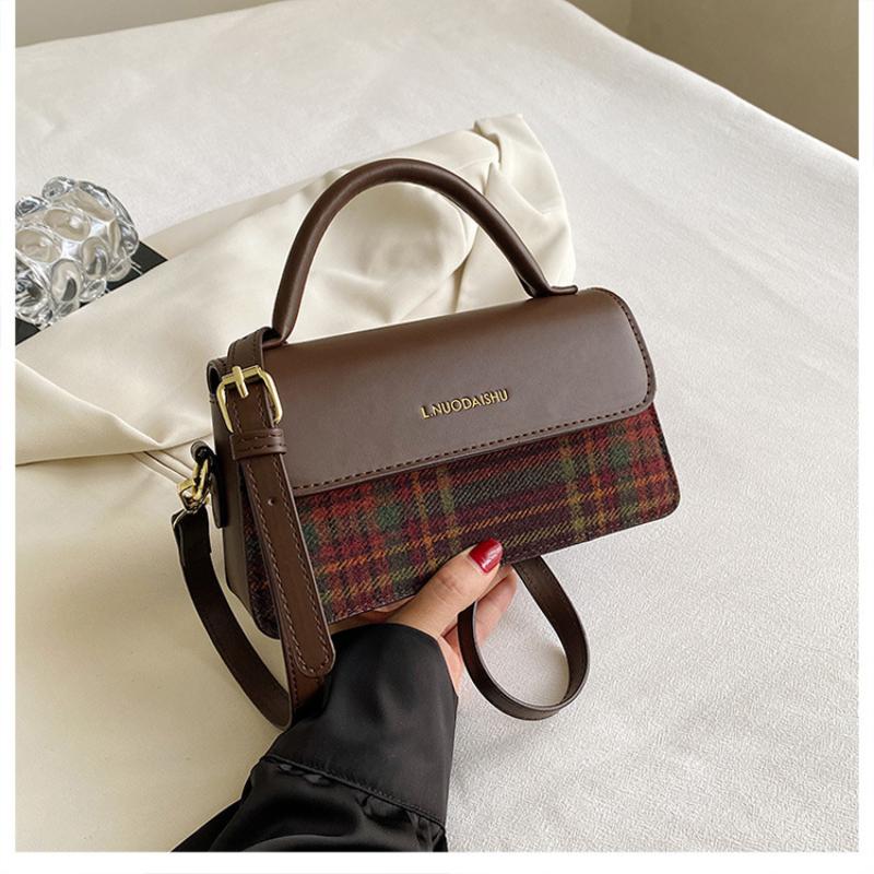 Классическая однотонная сумка на плечо высокого класса для женщин — фото 3