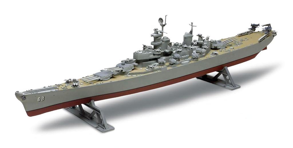 German Revell 1/535 Scale U.S.S. Missouri (Battleship) 00301