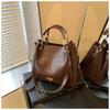 IELGY Hand-Carrying Bucket Bag One-Shoulder Large-Capacity Tote Bag Commuter Messenger Bag