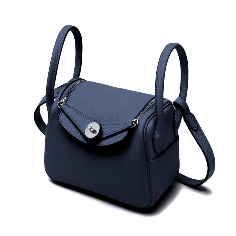 New First-layer Cowhide Lindy Bag, Genuine Leather Shoulder Messenger Bag, Fashionable Doctor Bag, Mini Bag, Silver Buckle, Silver.