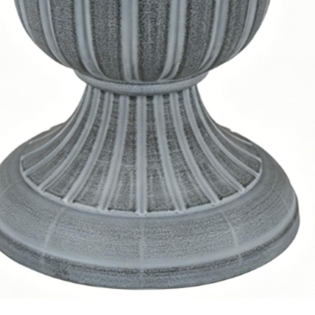 Outdoor Plant Pot European Retro Plastic Planter Flower Pot for Patio Lawn Garden Decoration