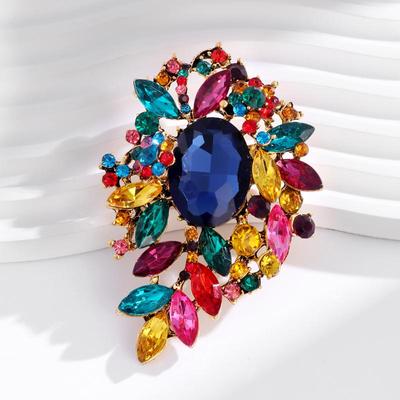 Luxuriöse Vollkristall Übertriebene Brosche für Damen Herren Elegante Strass Wassertropfen Pin Damen Kleidung Mantel Corsagen Zubehör