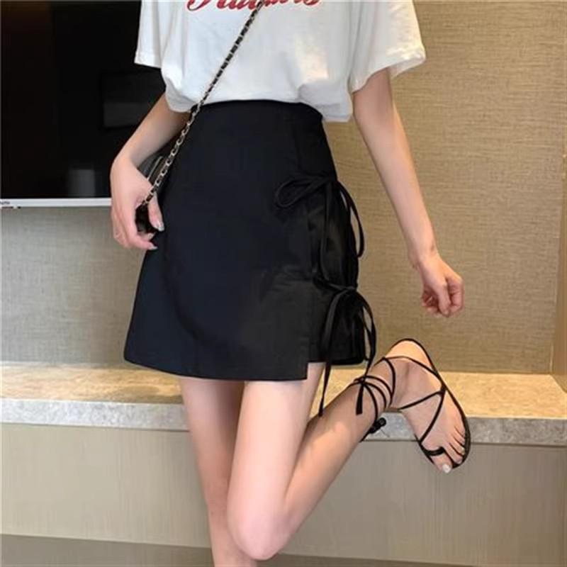 

2024 Spring/Summer Black High-Waisted A-Line Culottes Skirt: Petite, Slimming, Irregular Hem, Tie-Up Design 4XL [Recommended 159-170 catties]