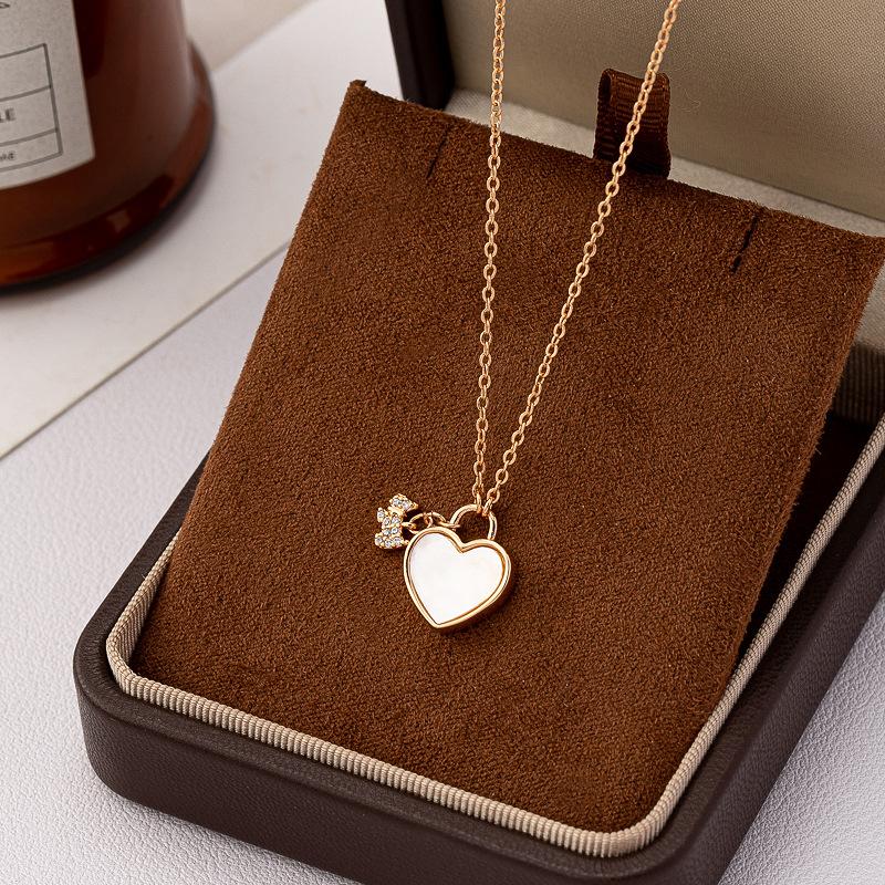 Love Pendant Necklace Women's Summer Collarbone Chain Red Black Double-sided Agate Heart-shaped Fashion Light Luxury Puppy Neck Chain