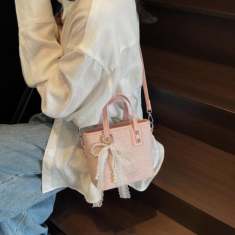 Handbag Women's Bucket Bag New Shoulder Bag Fashion Contrasting Messenger Bag