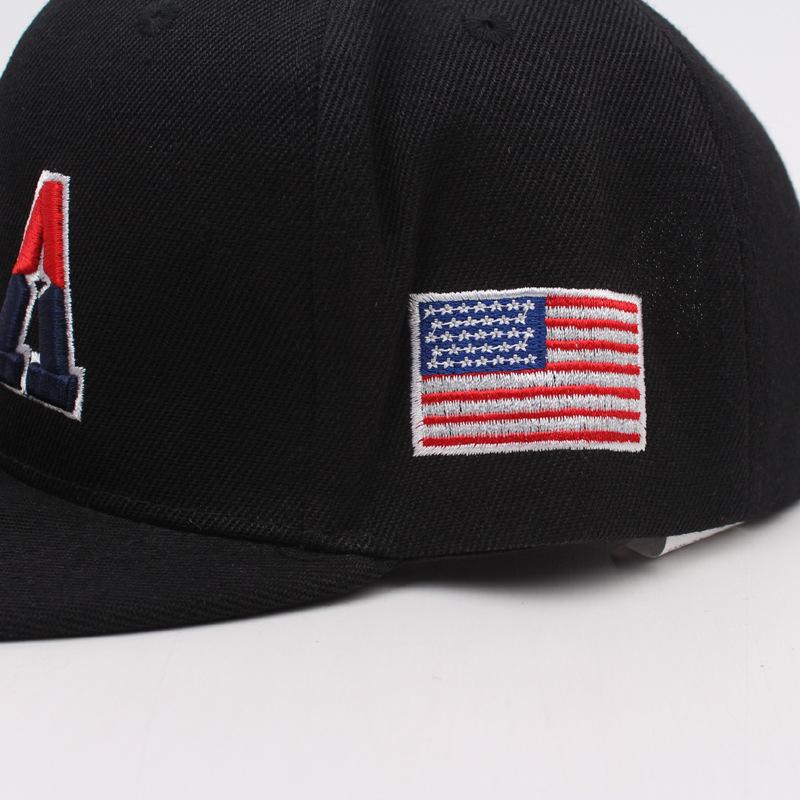 USA Flag Embroidered Flat Brim Snapback Hat, Adjustable American Patriotic Baseball Cap for Men Women