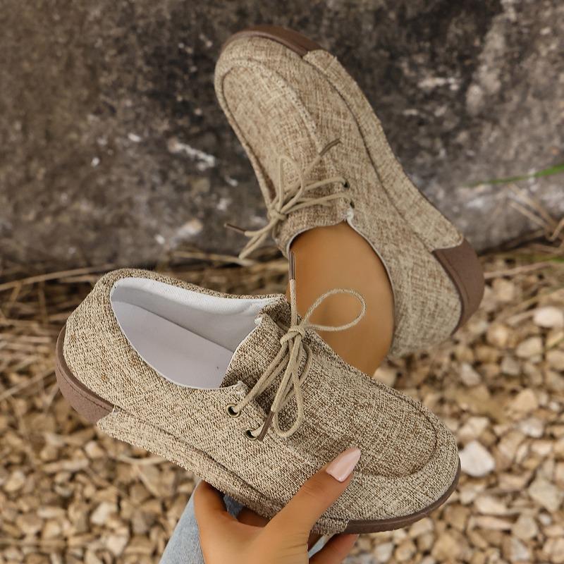 Women's Wide Width Platform Lace-Up Flats - Chunky Sole Casual Shoes for Spring & Fall, Comfortable Everyday Shoes