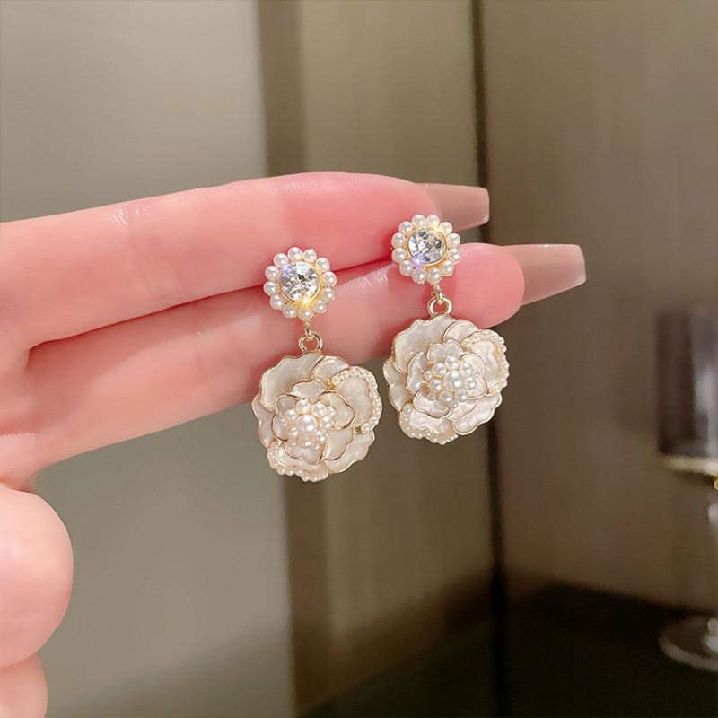 New Fashion Korean Oversized White Pearl Drop Earrings for Women Girls Bohemian Golden Round Zircon Wedding Earring Jewelry Gift