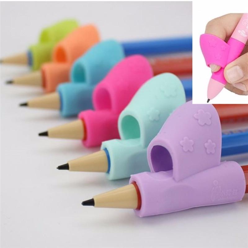 4Pcs Correction de porte-crayon pour enfant Tenir le stylo Grip Posture Tool