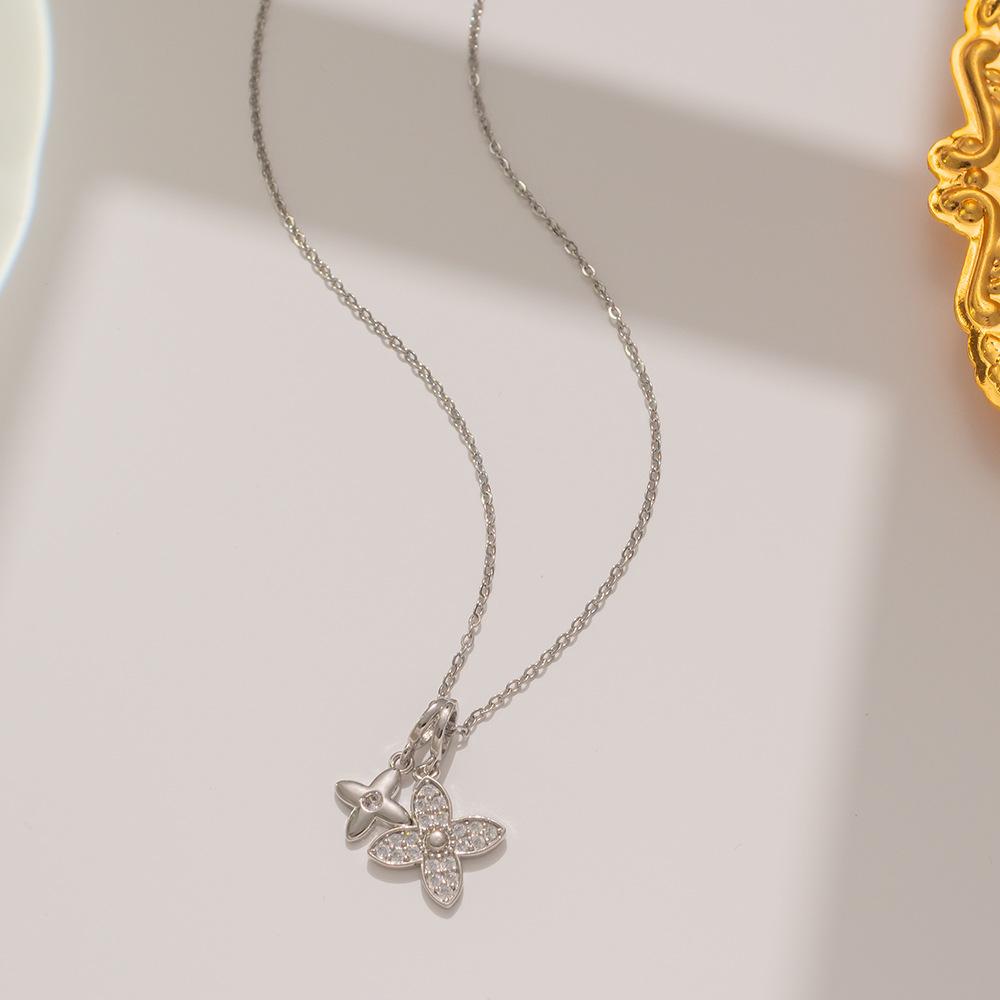 Niche Design New Double Four-Leaf Flower Necklace Female High-Class Sense Of Sweet Tide Cool Do Not Lose Colour Collarbone Chain