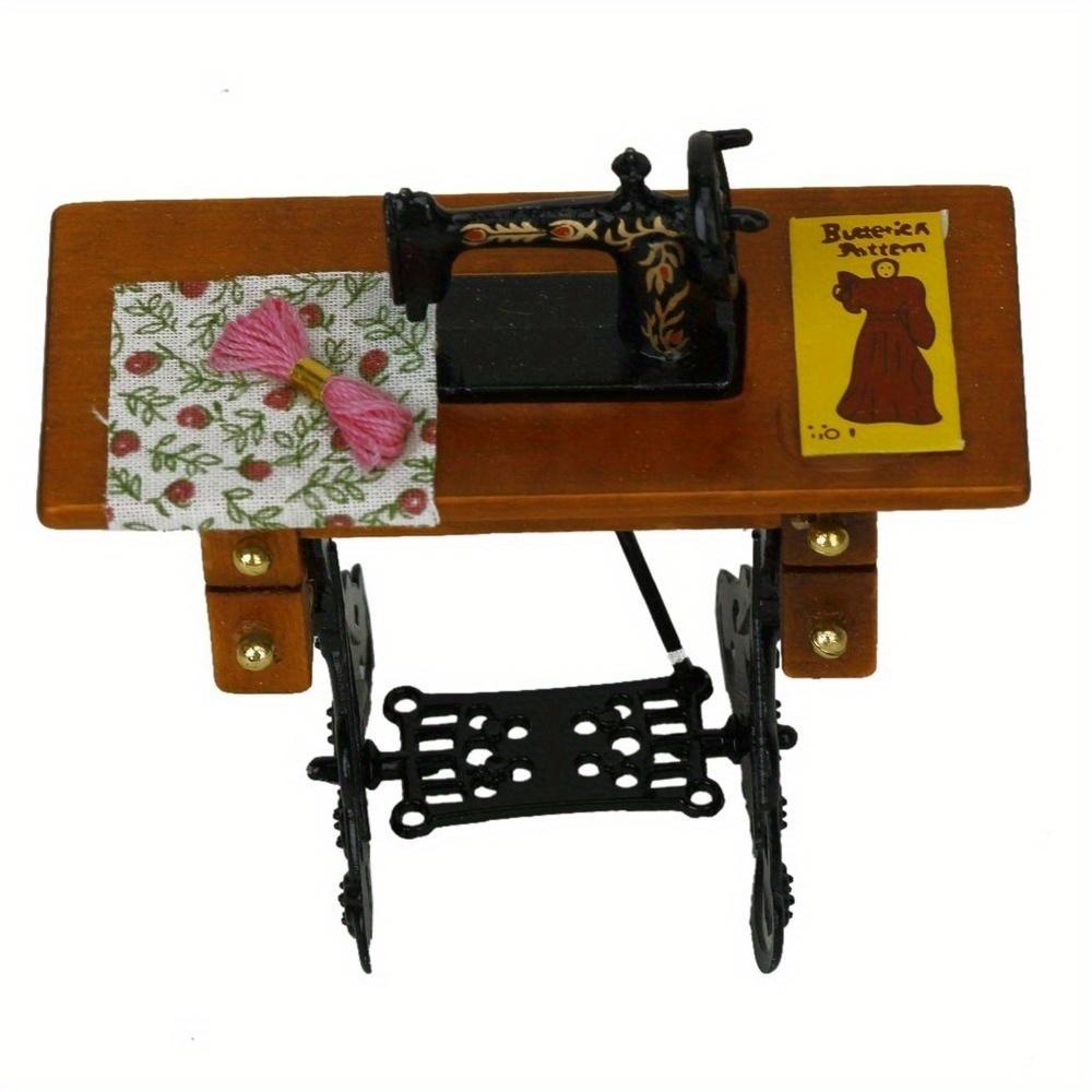 1PC Vintage Miniature Sewing Machine With Cloth for 1/12 Scale Dollhouse Decoration