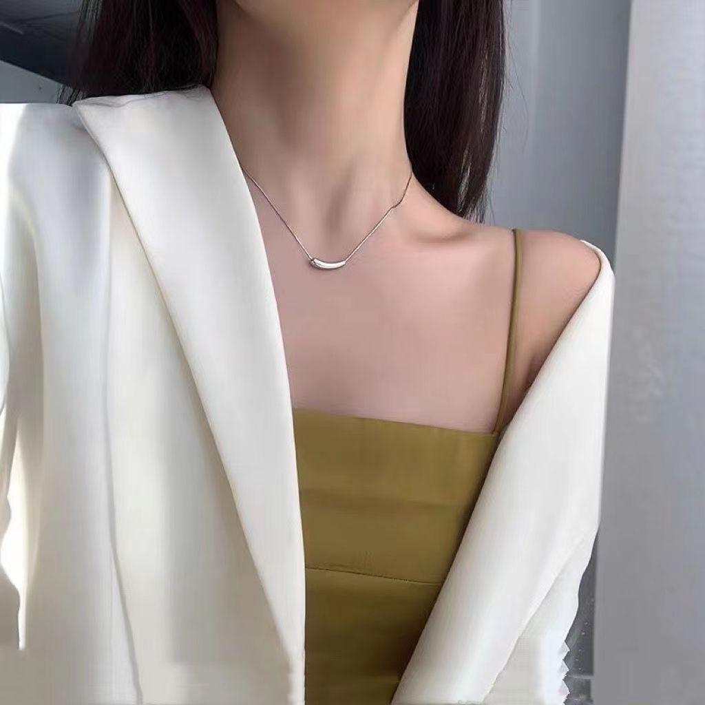 New Small Eggplant Necklace Feminine Simplicity Temperament Versatile Niche Design Internet Celebrity Water Drop Collarbone Chain