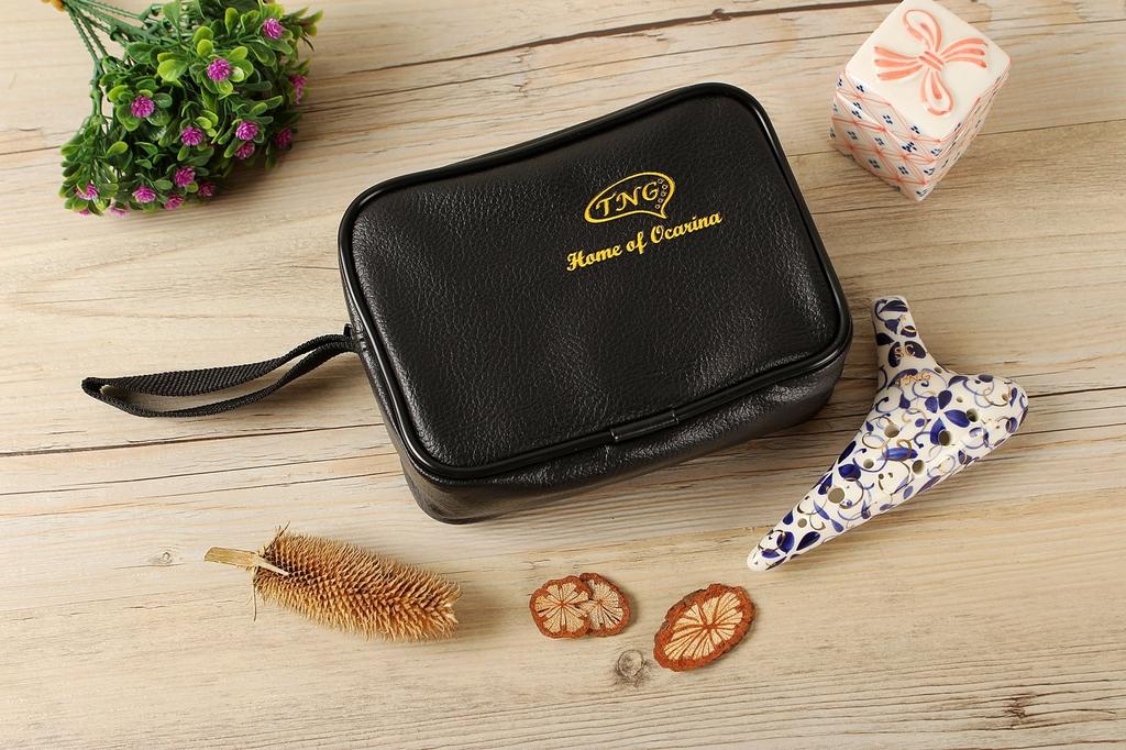 TNG Ocarina Instrumento Musical Luxo Único Ocarina Vento Vento Acabamento Esmaltado Flor Azul Porcelana [Soprano/C Key/SC/12 Furos/Branco e Azul]