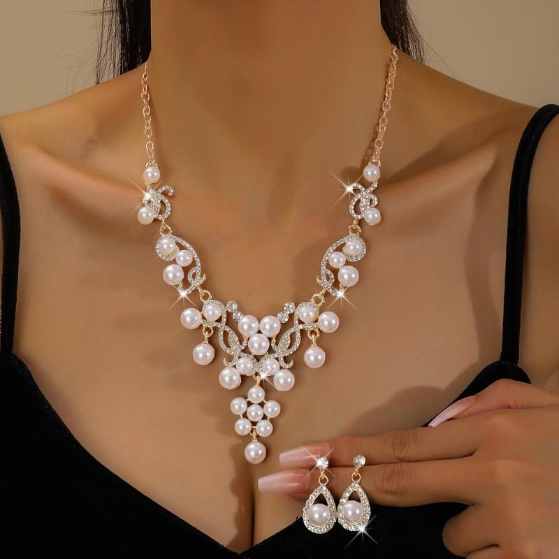 Elegant Pearl Crystal Flower Necklace Earring Set Alloy Jewelry Bride Wedding Party Chic Accessory