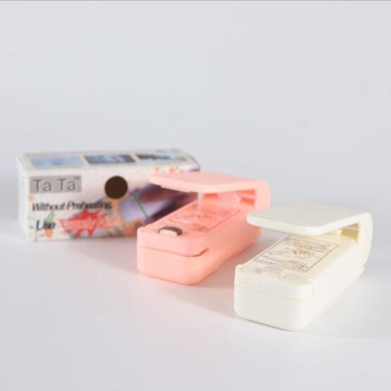 Mini Portable Electric Heat Sealing Machine Household Food Saver Capper for Plastic Bags Packaging - Compact Kitchen Gadget