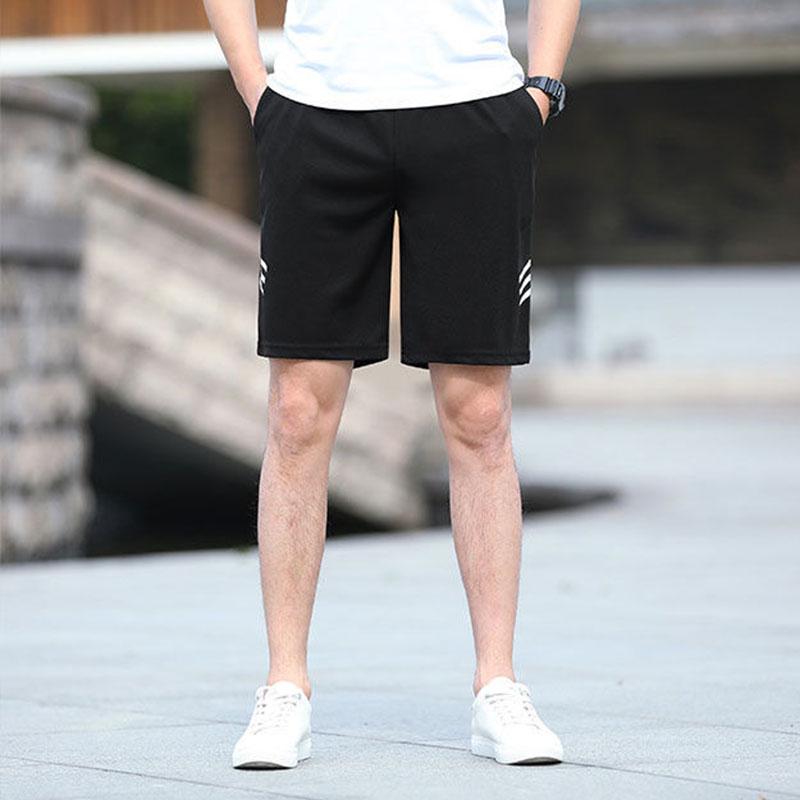 Men's Sports Shorts Cool and Comfortable Breathable Sweat-absorbing Five-point Pants Summer Quick-drying Running Fitness Loose Casual Beach Shorts