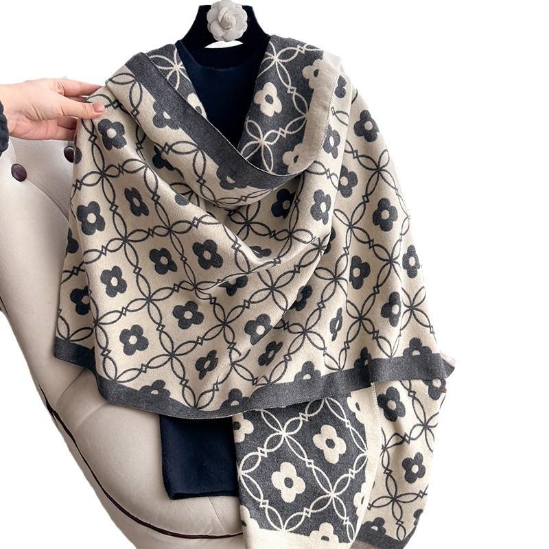 Four-Leaf Flower Fashion Women'S Imitation Cashmere Fringed Warm Scarf Air Conditioner Shawl Scarf Explosion
