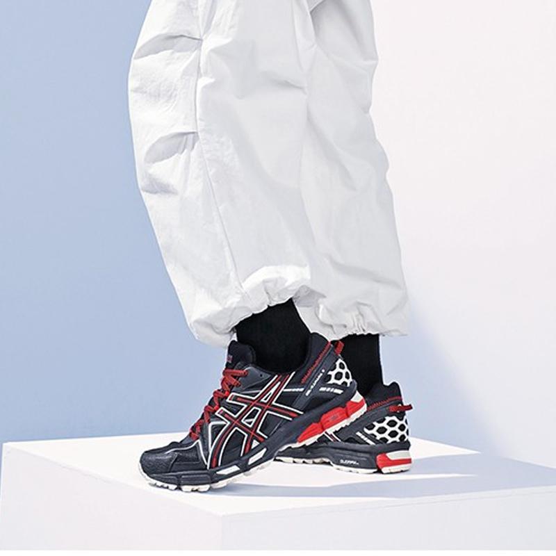 Asics Gel-Kahana 8 Fashionable Comfortable Fabric Synthetic Leather Low-Top Training Running Shoes Men sneaker Black Red 1011B109-004