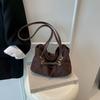 Tragbare Pendlertasche Herbst neue Mode Achselhöhle große Kapazität personalisierte Gürtelschnalle Damentasche Tragetasche