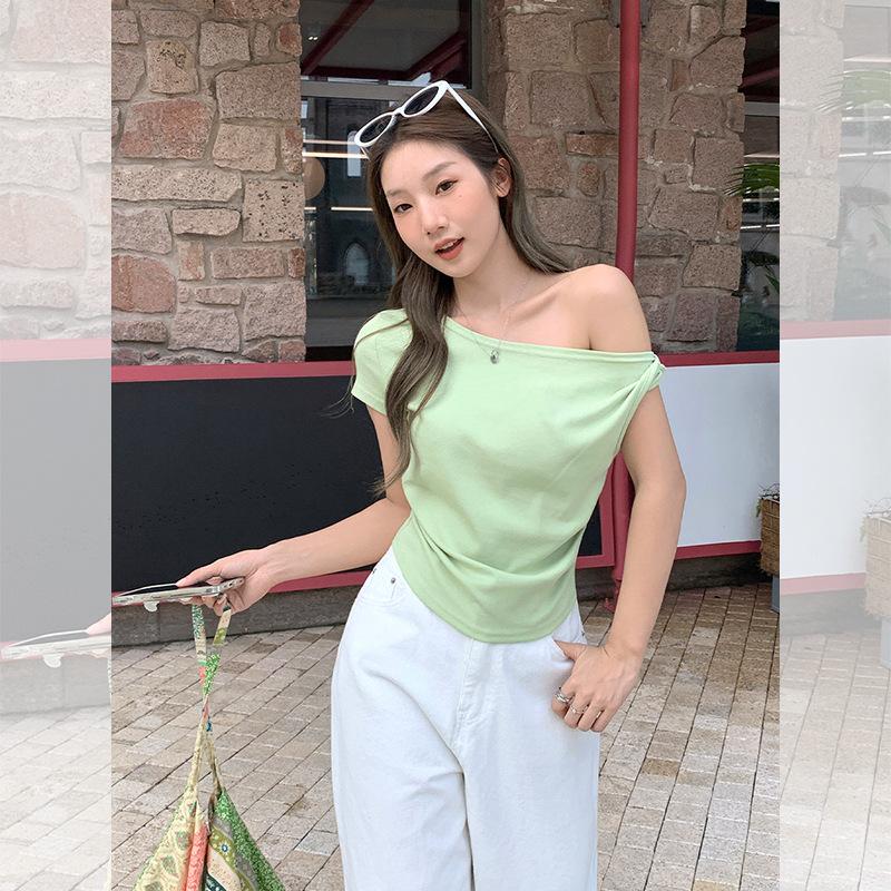 Korean pure desire sexy slanted shoulder off-the-shoulder short-sleeved t-shirt for women's summer wear pleated waist-pinching thin top