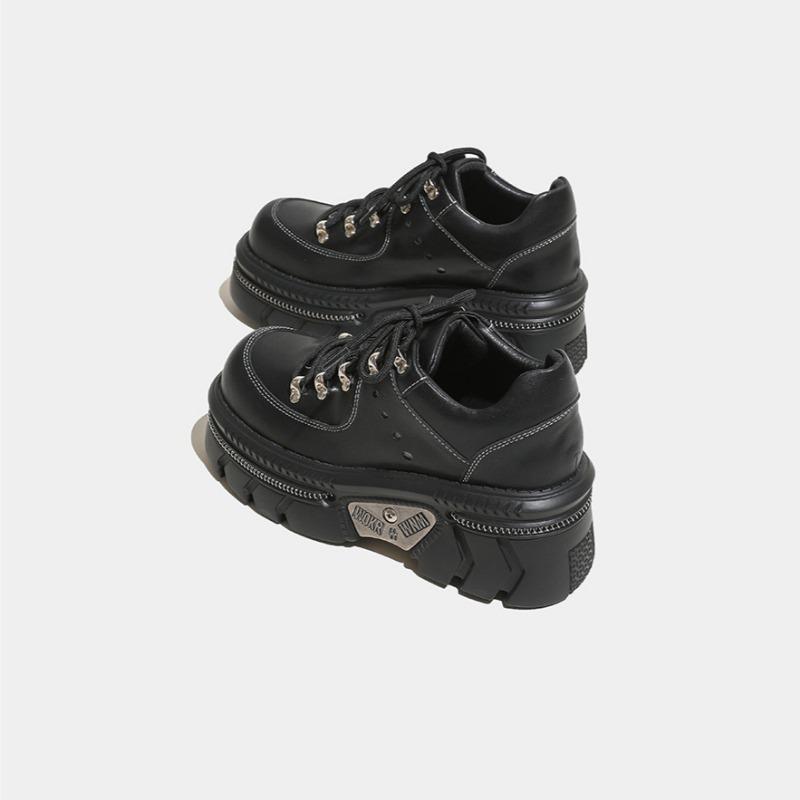 Chaussures basses en métal à semelle muffin pour papa, chaussures polyvalentes à plateforme et à tête ronde, style punk, pour femmes