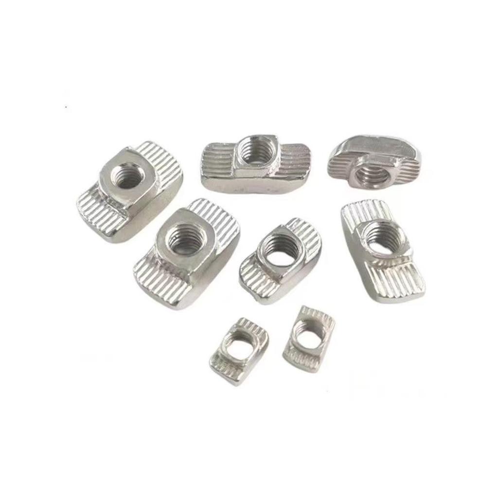 Dadi per Profilati di Alluminio a T-Slot Standard Europeo: Dadi ad alette M3-M8, Tipi 20/30/40/45.