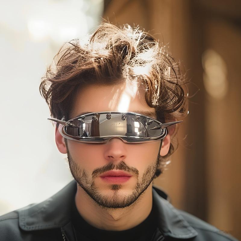 New Sliver Cool Steampunk Eyewear Novelty Sunglasses for Men Goggles Punk Gothic Glasses Novelty Sunglasses Steampunk Goggles