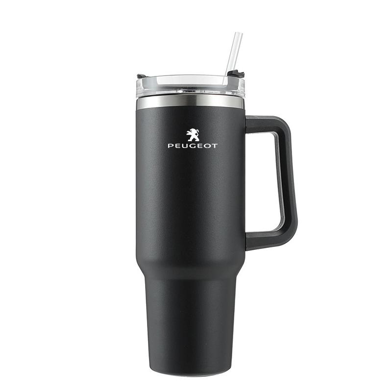 

2026 Hot Car Sticker Car Straw Cup Large Capacity Portable Car Outdoor Insulated Cup For Peugeot 208 3008 308 2008 207 408 4008 чёрный
