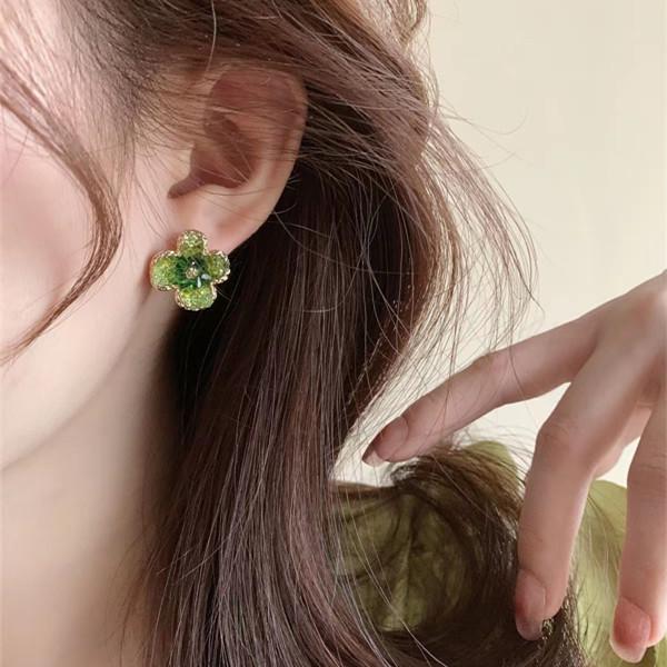 High-End Gradient Crystal Flower Earrings in Fresh Green Summer Design for Women
