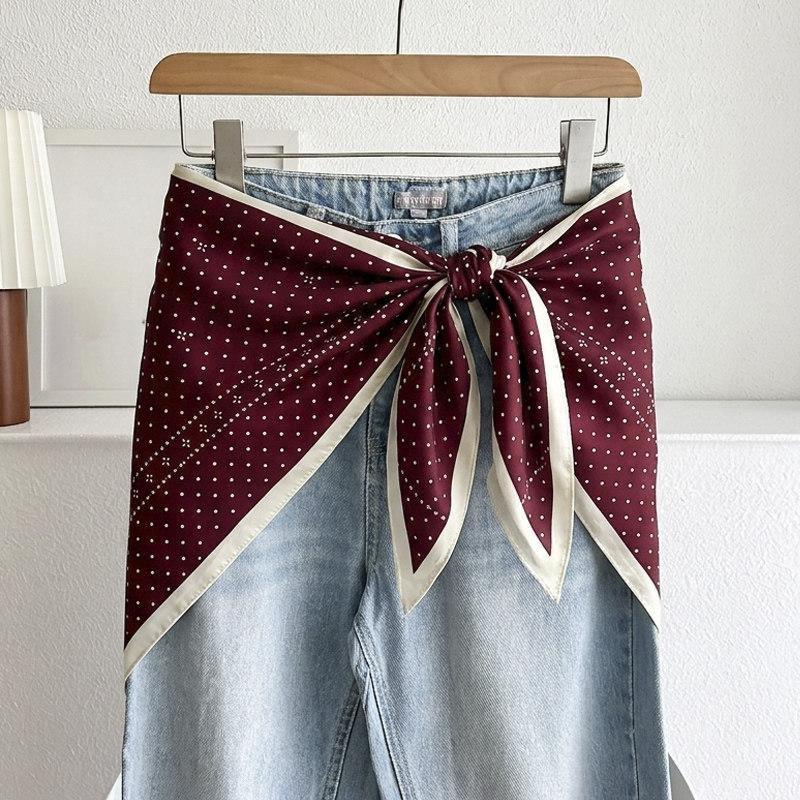 White Floral Small Silk Scarf Triangle Scarf Headscarf Belt Women's Decoration with Skirt Jeans Waist Accessories Fart Curtain