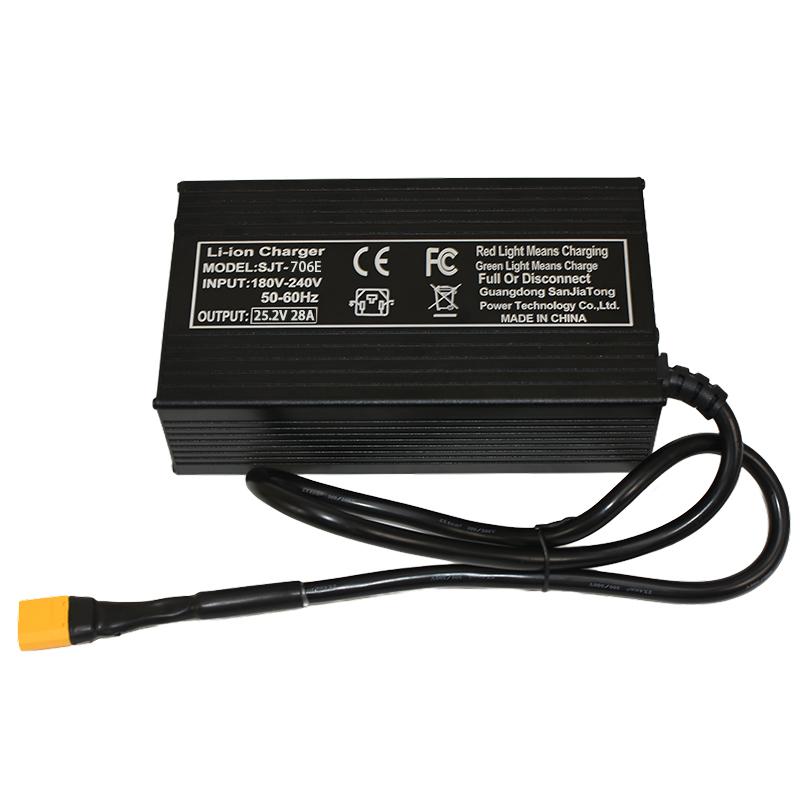 25.2V 10A 12A 28A Charger Smart Aluminum Case for 6S 22.2V Outdoor Li-ion Battery,Battery Pack Charger Built-in cooling fan
